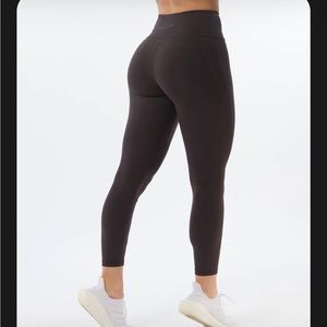 Alphalete Pulse Surge Leggings